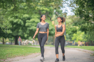 benefici camminare bioenergy nutrition integratori sportivi alimentazione cuneo alimentazione donna